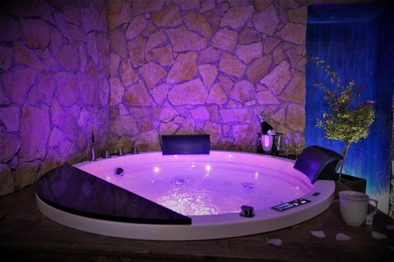 Spa Room Sicilia - Intera Casa Con Spa Privata Jacuzzi Sauna Bagno Di Vapore Ad Uso Illimitato โรโซลีนี ภายนอก รูปภาพ