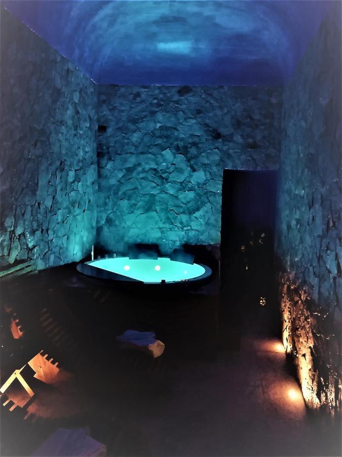 Spa Room Sicilia - Intera Casa Con Spa Privata Jacuzzi Sauna Bagno Di Vapore Ad Uso Illimitato โรโซลีนี ภายนอก รูปภาพ